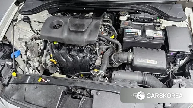 Hyundai Avante AD id 2971452 из Кореи 16