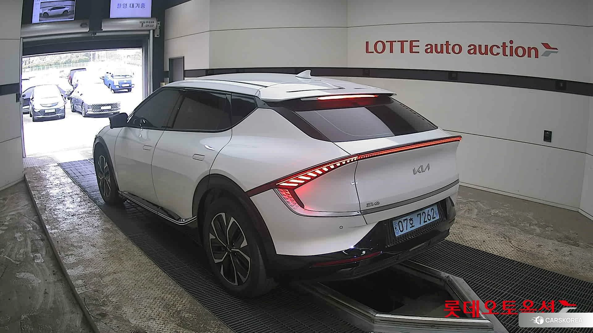 Kia EV6 id 3888370 из Кореи 32