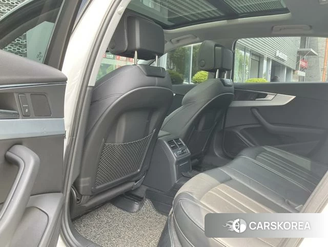 Audi A4L id 4271840 из Китая 8