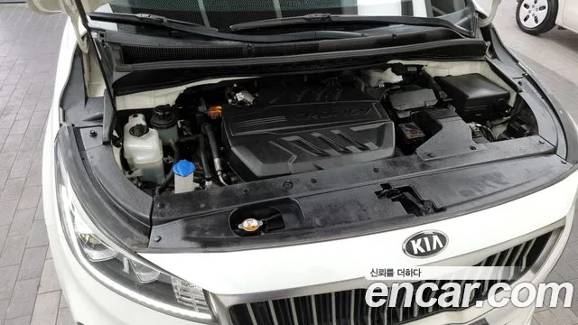 Kia The New Carnival id 2452214 из Кореи 16