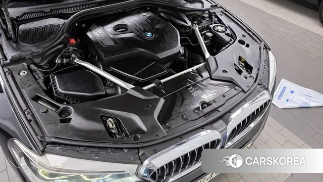 BMW 5 Series (G30) id 3429235 из Кореи 16