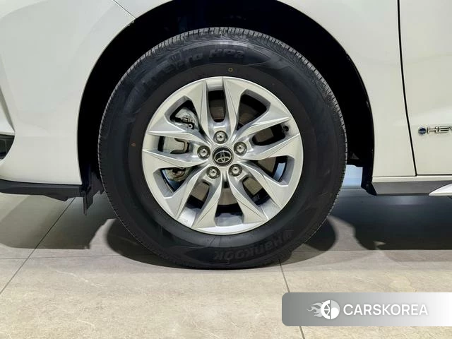 Toyota Grevia id 3889862 из Китая 26
