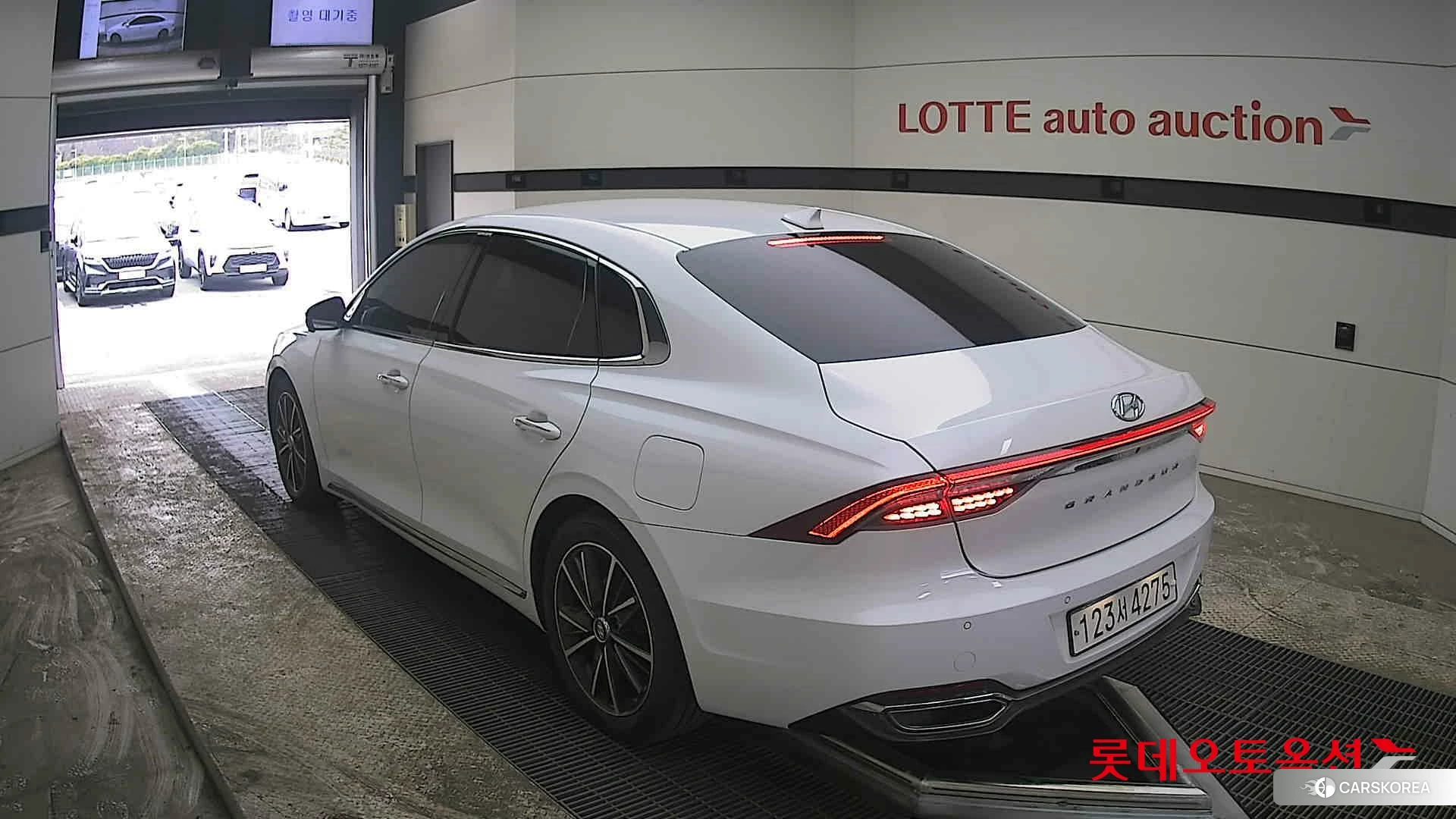 Hyundai Grandeur id 3869336 из Кореи 33