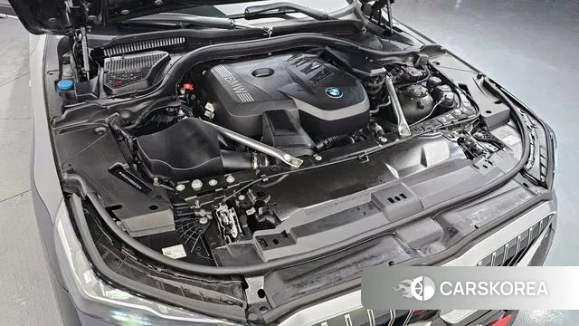 BMW 5 Series (G60) id 3599715 из Кореи 16