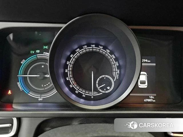 Hyundai Avante Hybrid (CN7) id 4470692 из Кореи 16