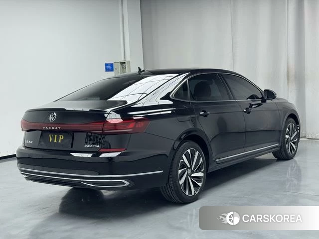 Volkswagen Passat id 4290576 из Китая 8