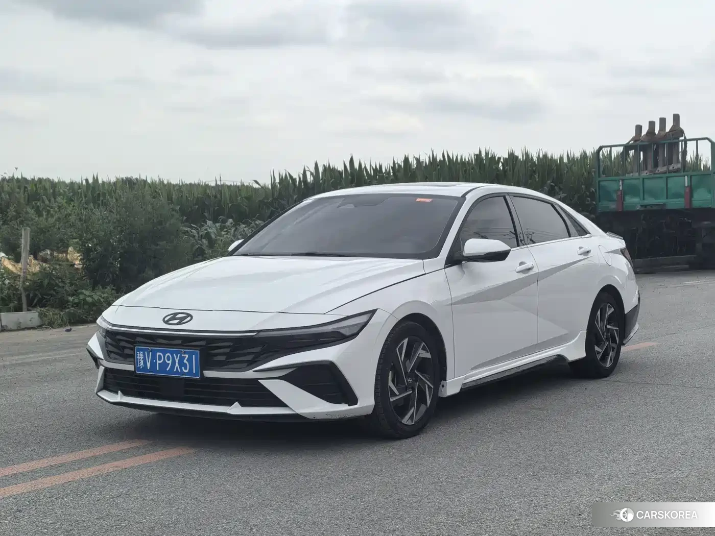 Hyundai Elantra id 4680830 из Китая 10