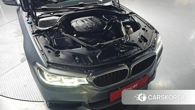 BMW 5 Series (G30) id 4568321 из Кореи 27