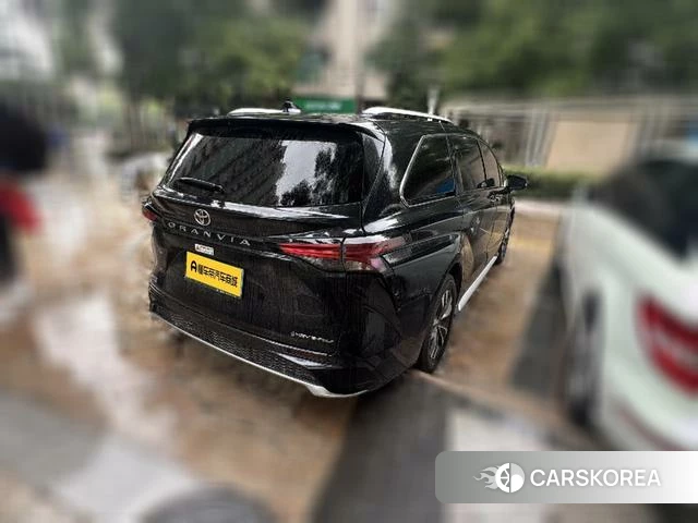 Toyota Grevia 2025 Черный из Китая, фото 6