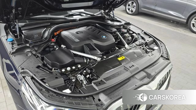 BMW 5 Series (G60) id 4617532 из Кореи 32