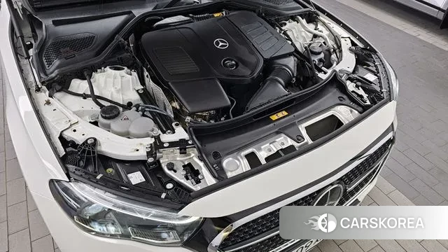 Mercedes-Benz E-Class W214 id 3147399 из Кореи 16