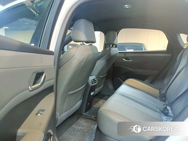 BYD Qin PLUS DM 2026 Белый из Китая, фото 6