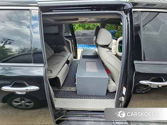 Kia The New Carnival 2019 Черный из Кореи, фото 6