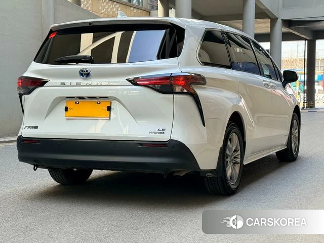 Toyota Saina id 4278160 из Китая 7