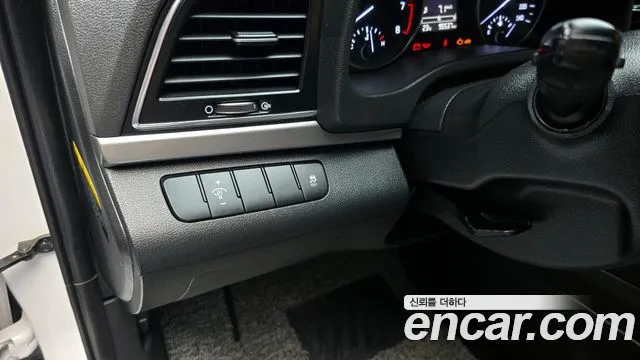 Hyundai Avante AD id 2764569 из Кореи 16