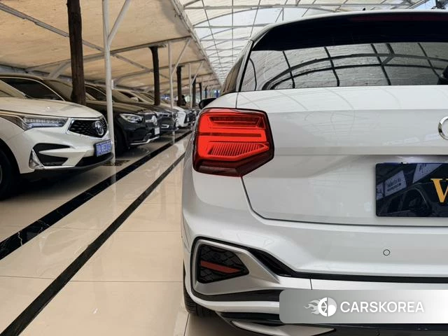 Audi Q2L id 4278675 из Китая 13