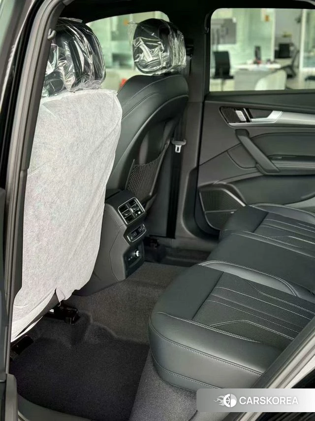 Audi Q5L id 4235972 из Китая 8