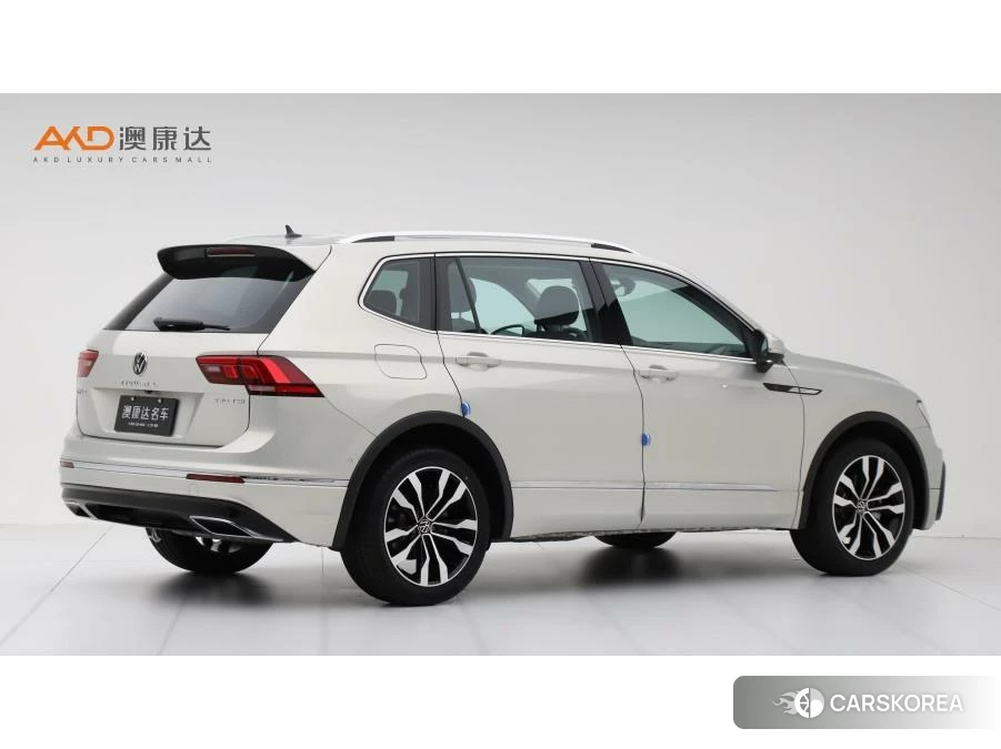 Volkswagen Tiguan L 2019 Серебристо-серый из Китая, фото 6