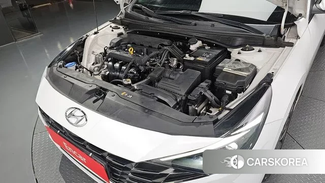 Hyundai Avante (CN7) id 3155985 из Кореи 16