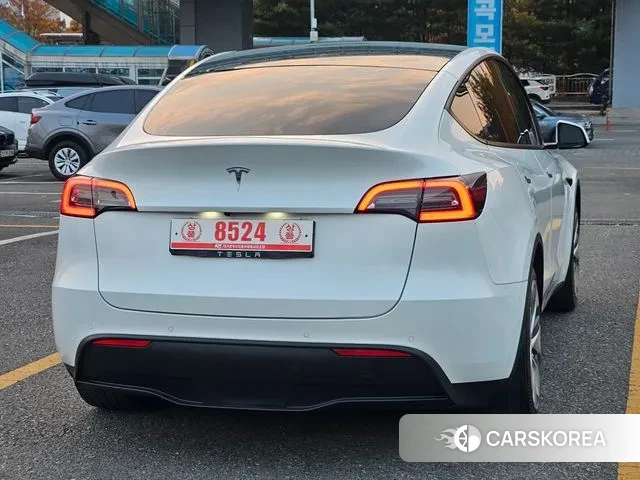 Tesla Model Y id 3340439 из Кореи 16