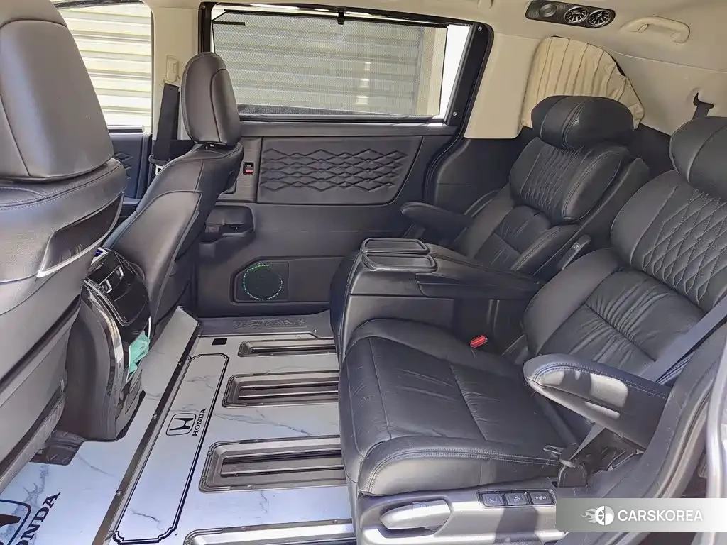 Honda Elysion id 4628395 из Китая 7