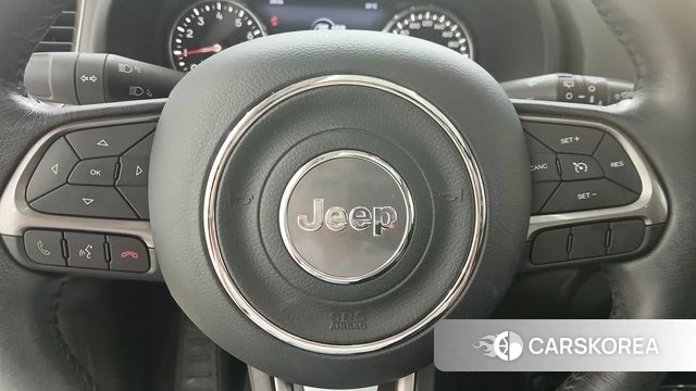 Jeep Renegade id 4383663 из Кореи 16