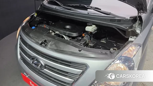 Hyundai The New Grand Starex id 3547759 из Кореи 16