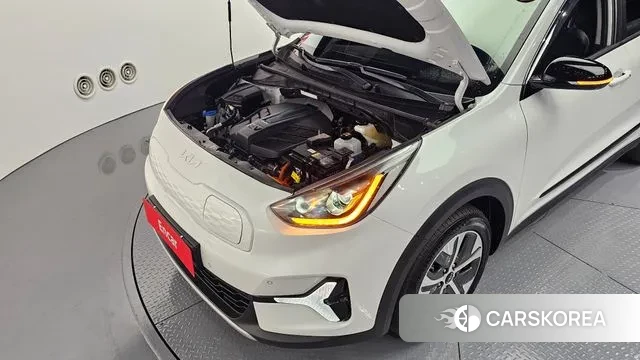 Kia Niro Plus id 3394782 из Кореи 16