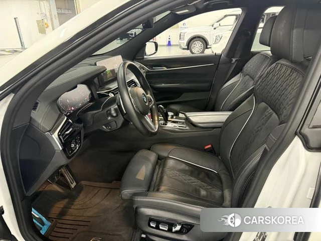 BMW 6 Series GT (G32) 2023 Белый из Кореи, фото 6