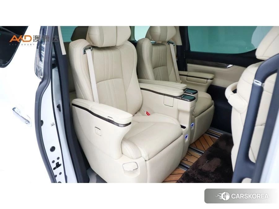 Toyota Elfa id 4473320 из Китая 7