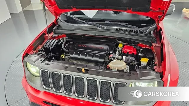 Jeep Renegade id 3028307 из Кореи 16