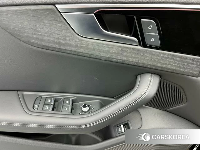 Audi A4L id 4259465 из Китая 26