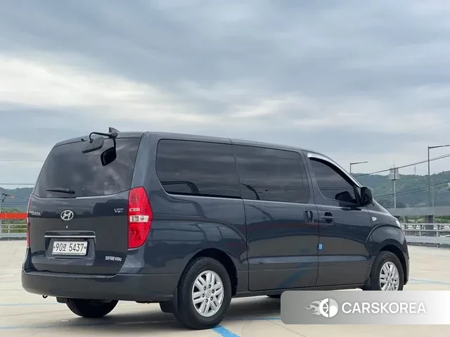 Hyundai The New Grand Starex id 3368798 из Кореи 11