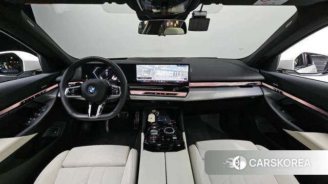 BMW 5 Series (G60) id 3882820 из Кореи 16