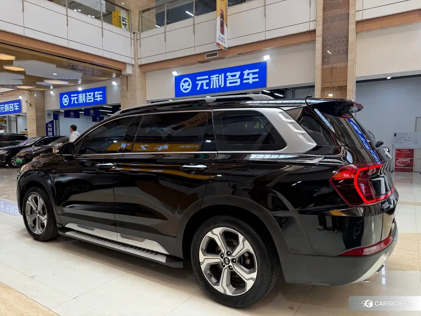 Hyundai Santa Fe 2021 Черный из Китая, фото 6