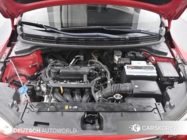 Kia Stonic id 3045419 из Кореи 16