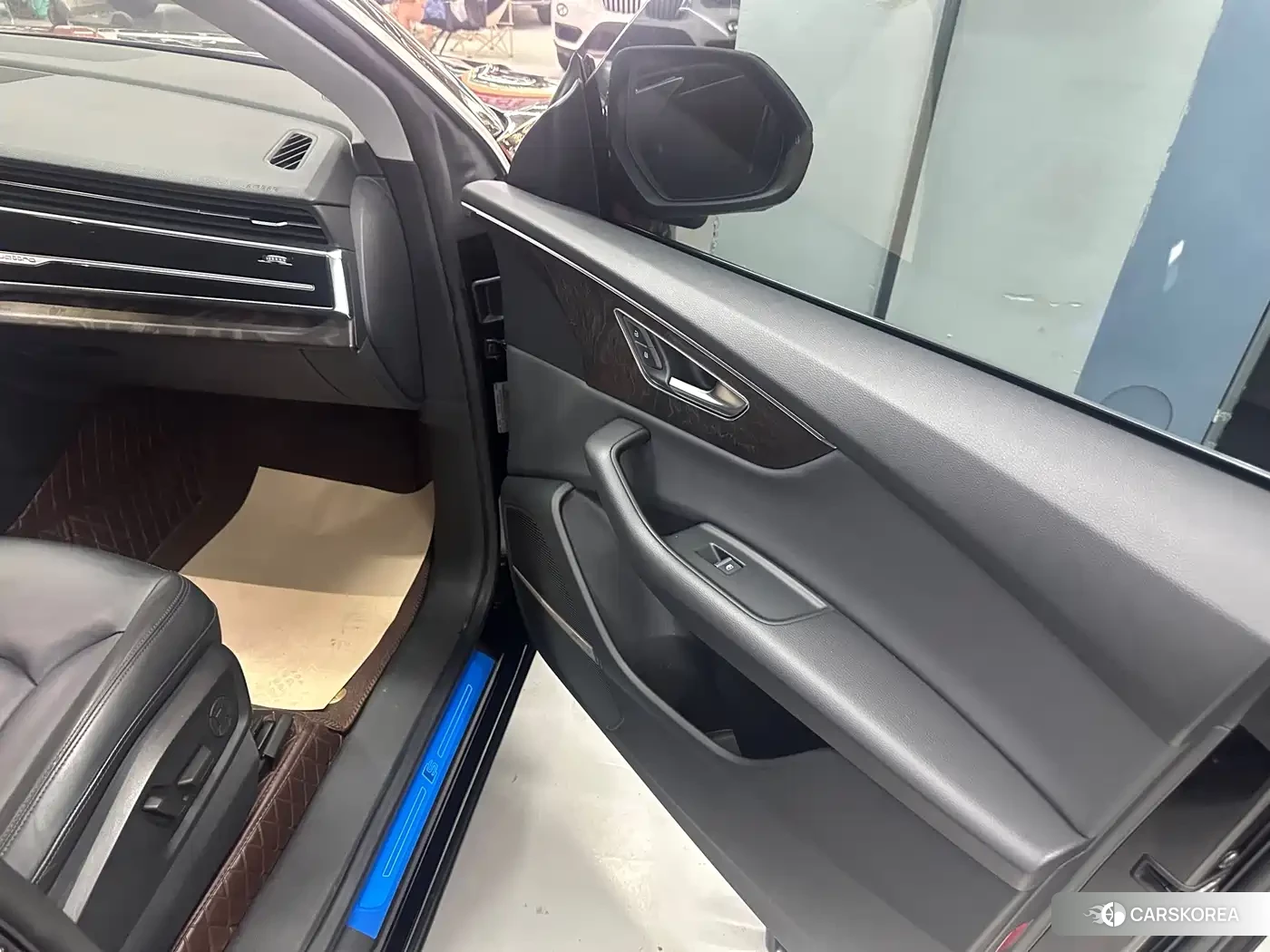 Audi Q8 id 4607130 из Китая 13