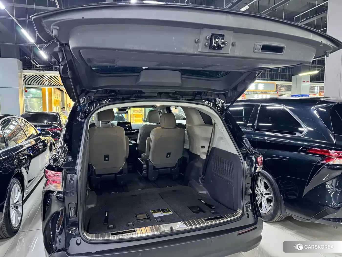 Toyota Sienna id 4589491 из Китая 14