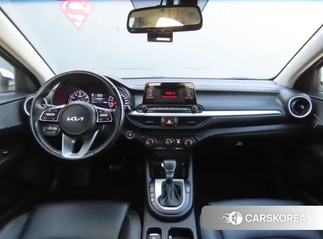 Kia The New K3 2nd generation 2021 Белый из Кореи, фото 6