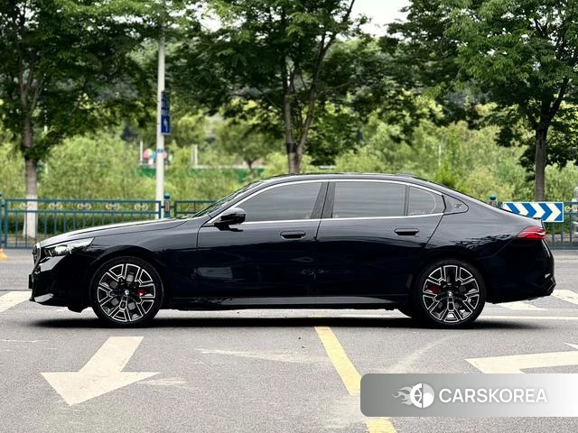 BMW 5 series id 4265481 из Китая 17