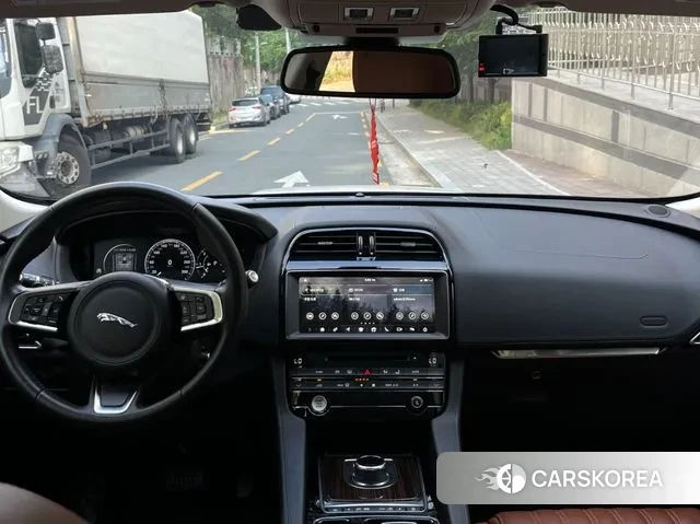 Jaguar F-PACE id 2903030 из Кореи 12