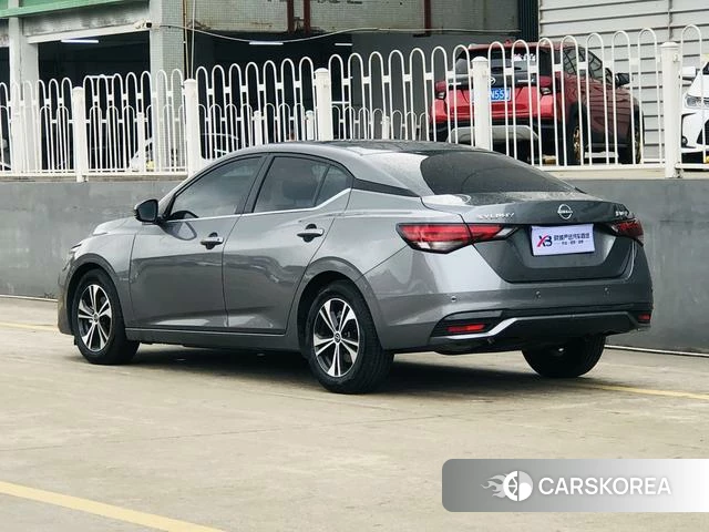 Nissan Xuan Yi 2025 Темно-серый из Китая, фото 6