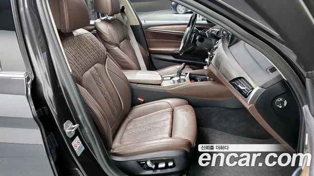 BMW 5 Series (G30) id 2384672 из Кореи 16