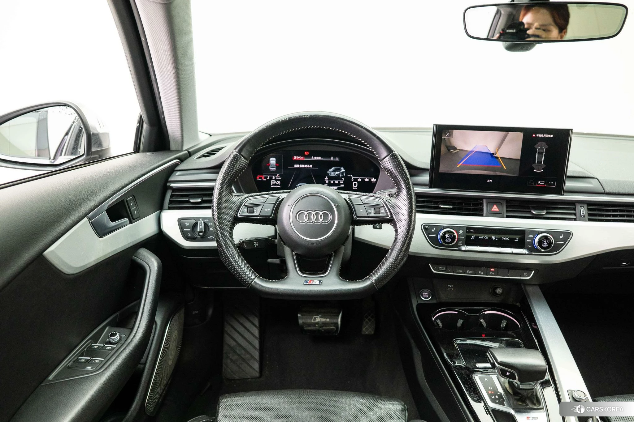 Audi A4L id 4492782 из Китая 19
