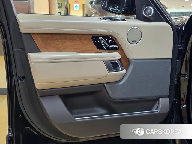 Land Rover Range Rover 4th Generation id 3898973 из Кореи 16