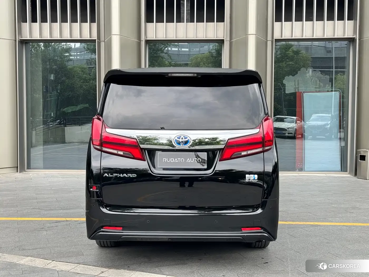 Toyota Elfa id 4601134 из Китая 20