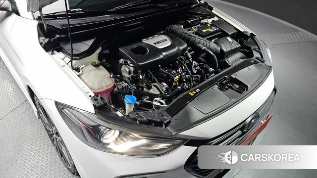 Hyundai Avante AD id 3801781 из Кореи 16