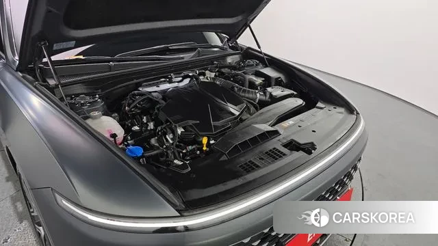 Hyundai Grandeur (GN7) id 3653986 из Кореи 16