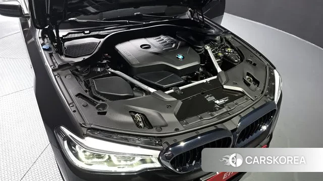 BMW 5 Series (G30) id 3489059 из Кореи 16