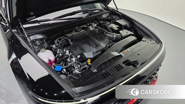 Hyundai Grandeur (GN7) id 3002293 из Кореи 16